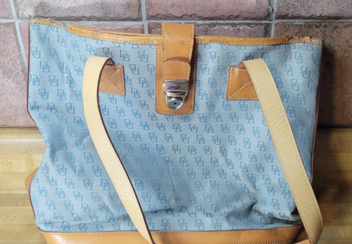 Dooney bourke signature blue - bourke,